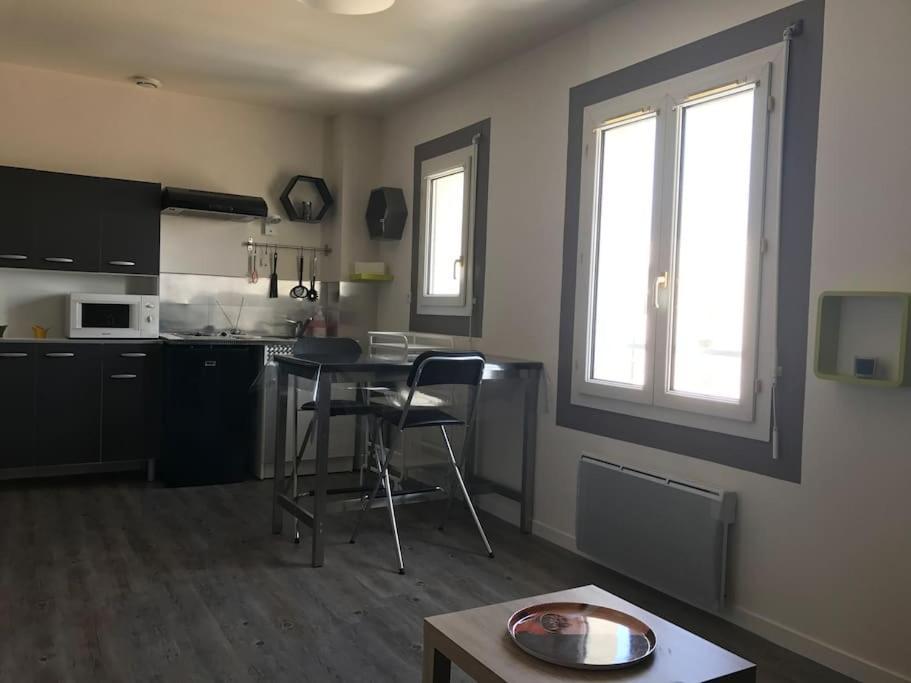 Studio Near Downtown And Old Port La Rochelle  Exteriör bild